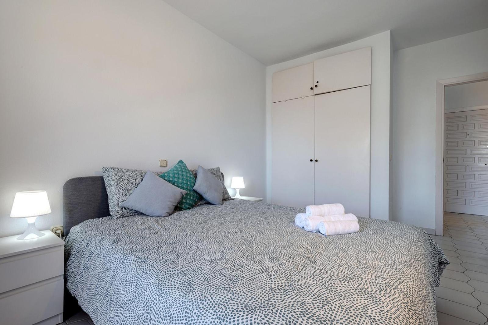 Charming In Benalbeach With Garden And Sea View Lejlighed