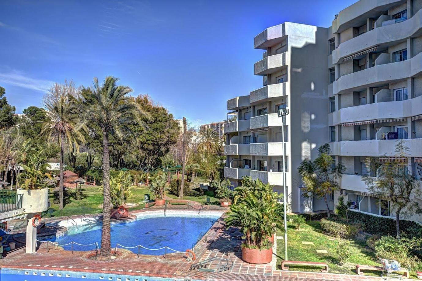 Lejlighed Charming In Benalbeach With Garden And Sea View