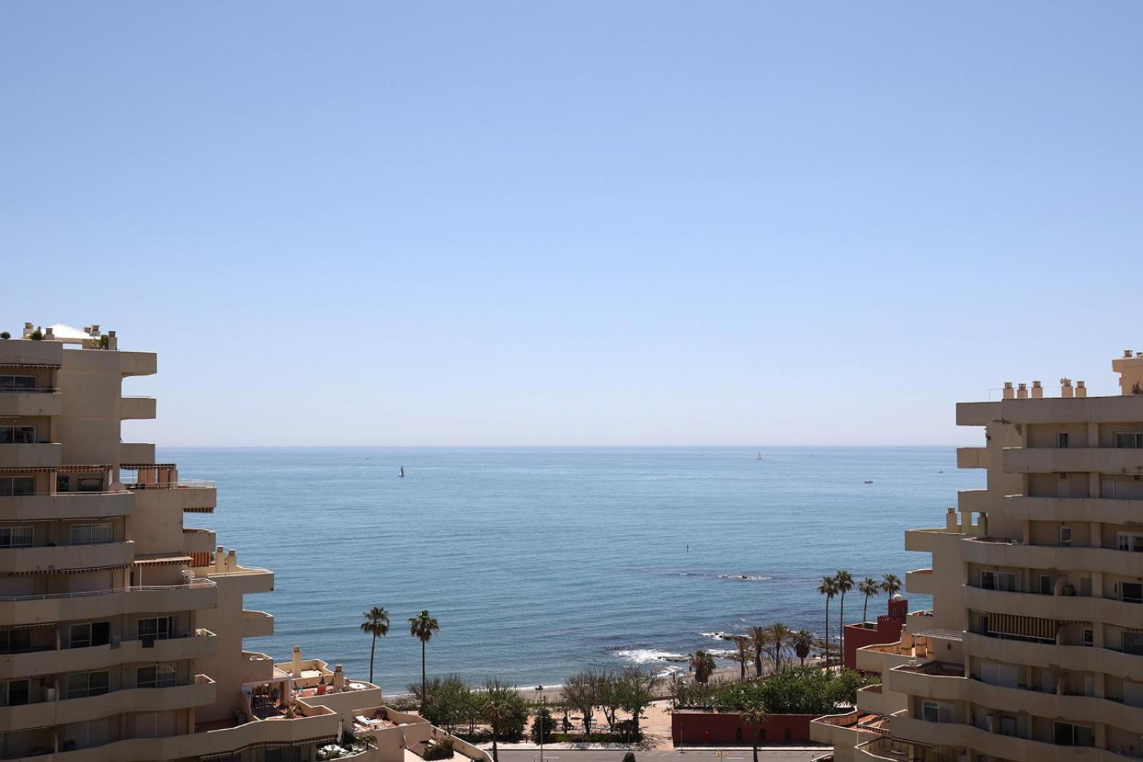Charming In Benalbeach With Garden And Sea View Lejlighed Benalmádena